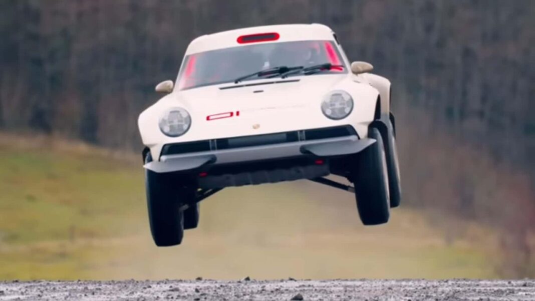 Un video che mostra le capacità del Singer ACS Singer ACS: il Porsche 911 off-road che fa sognare