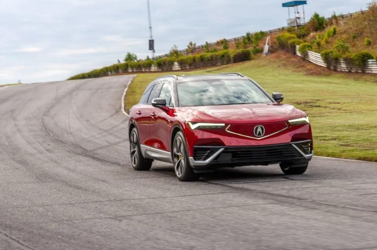 Strategia_di_elettrificazione_di_Acura_oRQCl4H0zo - Veicoli24 Strategia di elettrificazione di Acura - 2024 Acura ZDX Type S