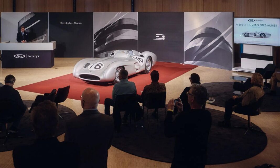 La storia del W196 e il suo impatto Un raro Mercedes-Benz venduto all'asta per circa 53 milioni di dollari