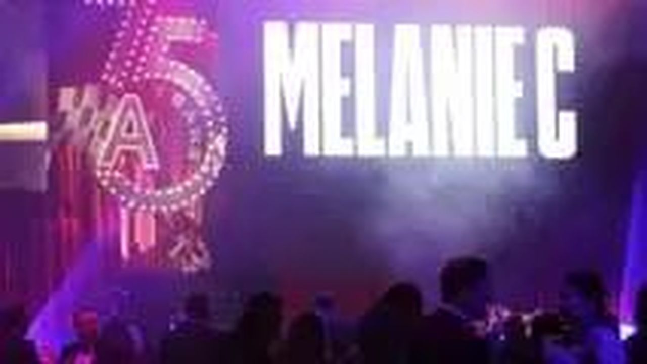 Una_serata_di_celebrazioni_nel_motorsport_7dwcNufCML - Veicoli24 Una serata di celebrazioni nel motorsport - Melanie C durante gli Autosport Awards 2025