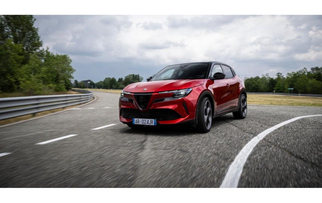 Dichiarazioni di Raffaele Russo Alfa Romeo: crescita e novità nel mercato auto a febbraio 2025
