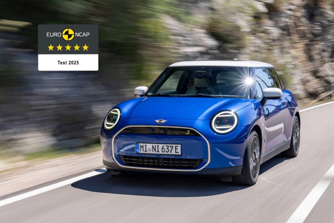 Emissioni di CO2 e consumo Ancora una volta Euro NCAP Top Rating: 5 Stelle per la MINI Cooper completamente elettrica