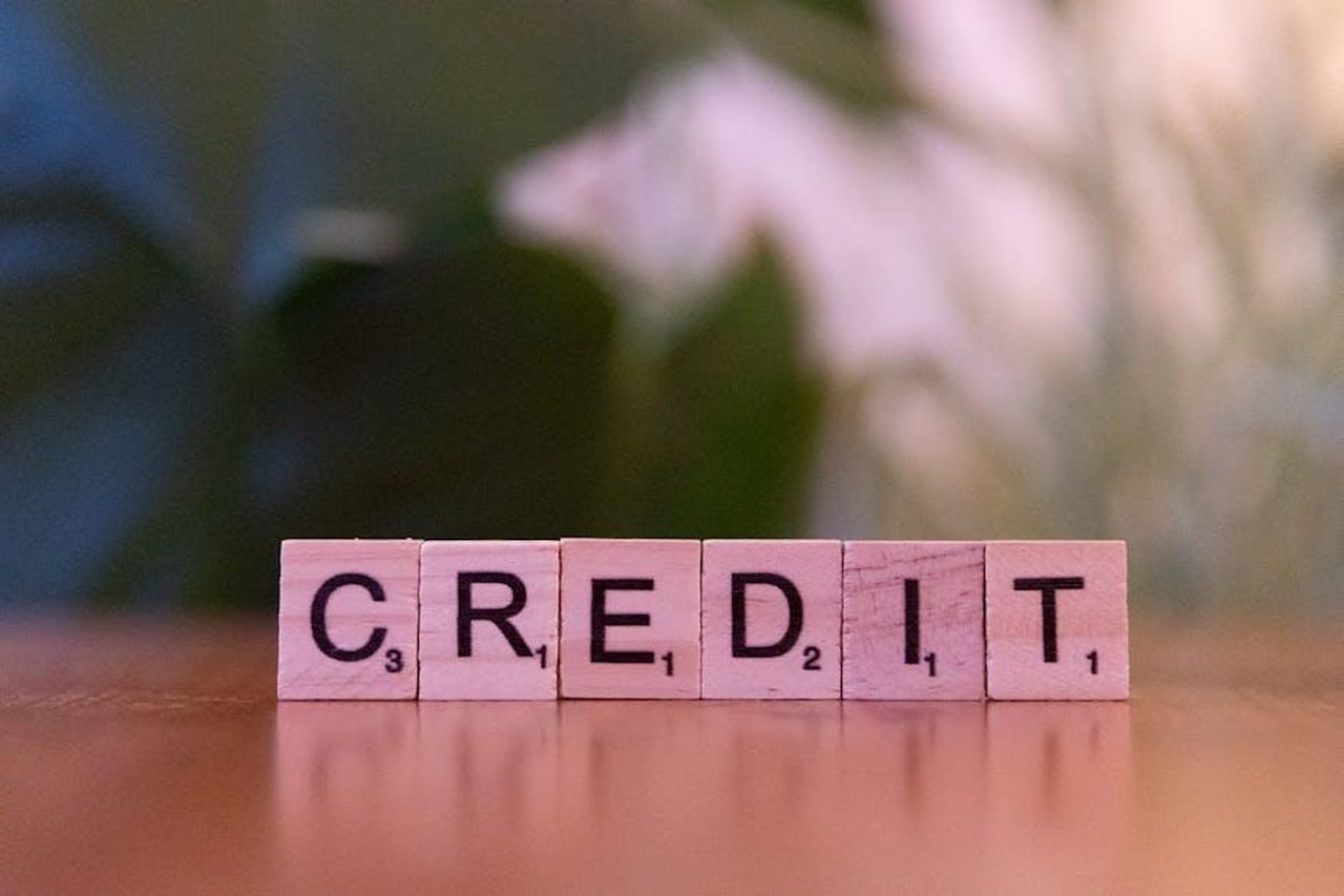 Investimento_e_aspettative_AVW7JYpFnf - Veicoli24 Source: Markus Winkler - pexels - Free stock photo of banking, business, card