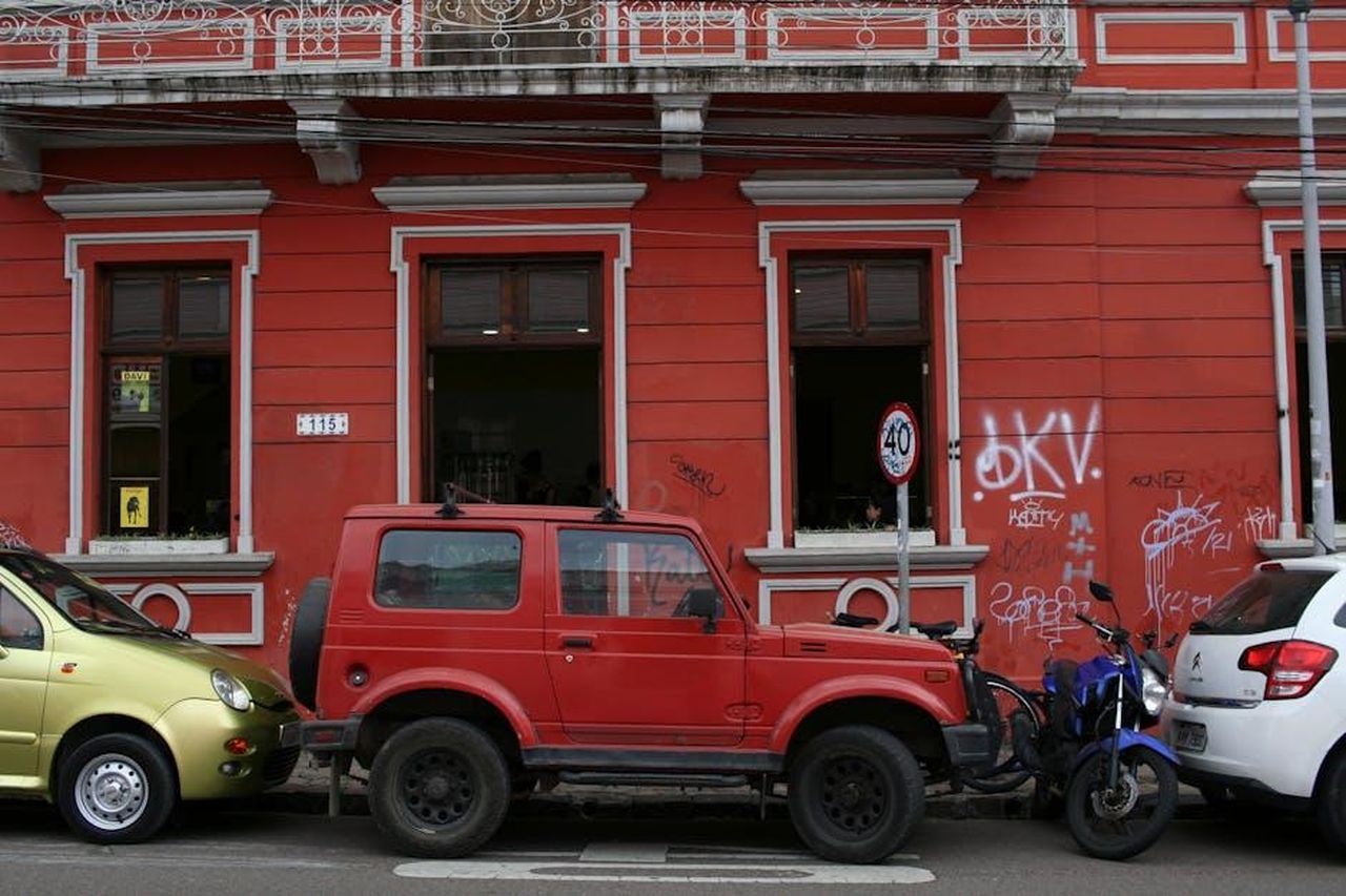 Jeep_Avenger_il_SUV_pi_venduto_in_Italia_c8WAVRItAk - Veicoli24 Source: Lucas D'Amico - pexels - camouflage