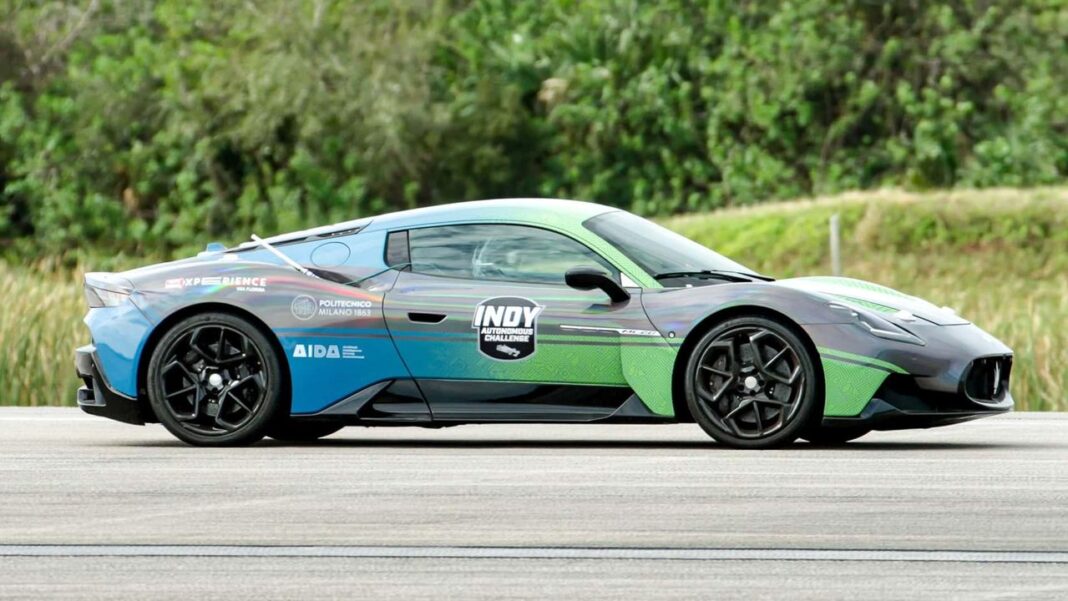 Le sfide di Maserati Maserati MC20: record di velocità autonoma in Florida