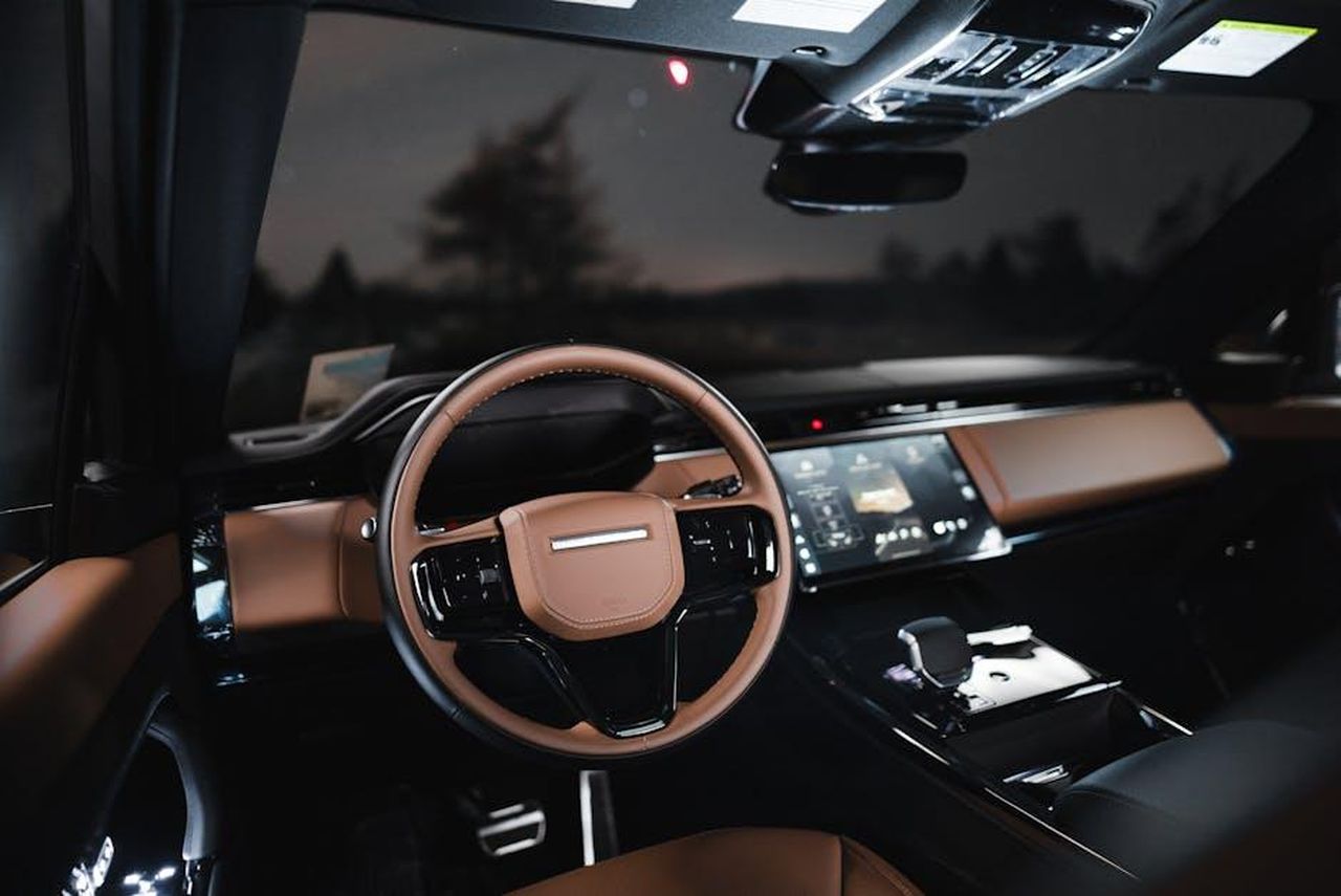 Novit_per_la_Lucid_Air_2025_K5gxlCHVoE - Veicoli24 Source: Erik Mclean - pexels -