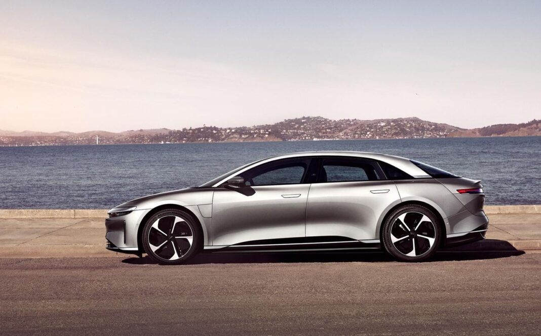 Economia di carburante della Lucid Air 2025 Recensione esperta della Lucid Air 2025: prestazioni e comfort